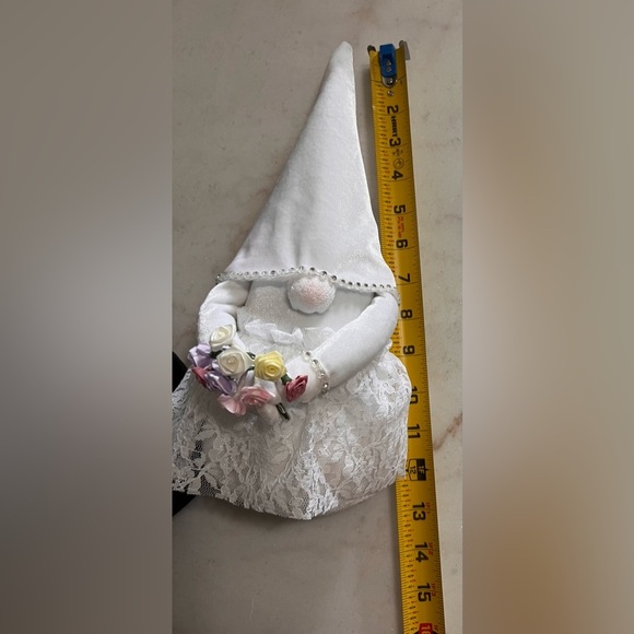 Handmade Bride And Groom Beanbag Wedding Day Gnomes Tuxedo Wedding Gown - Picture 7 of 9